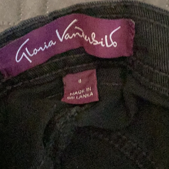 Jeans - Picture 4 of 4